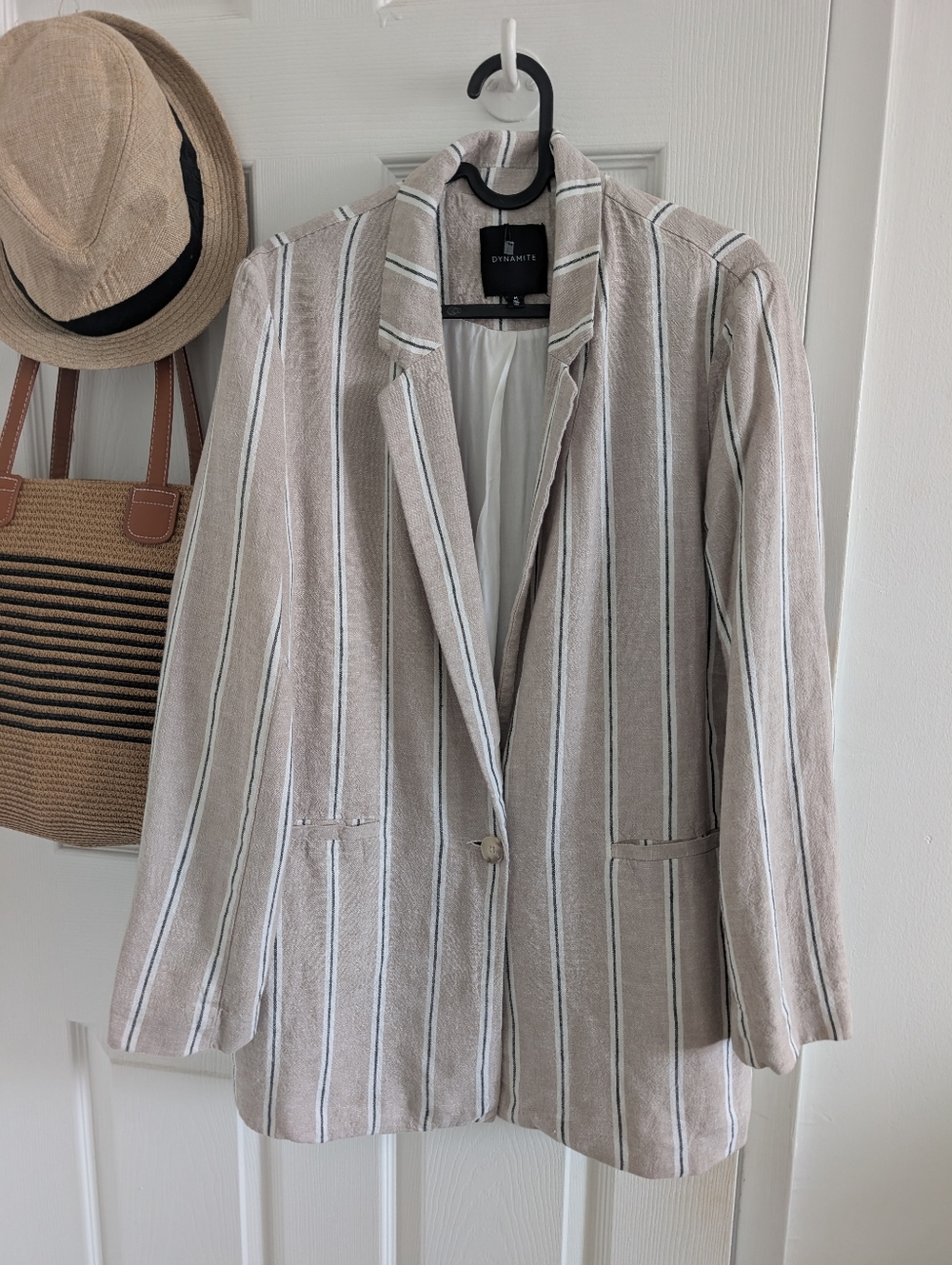 Dynamite Linen Blazer